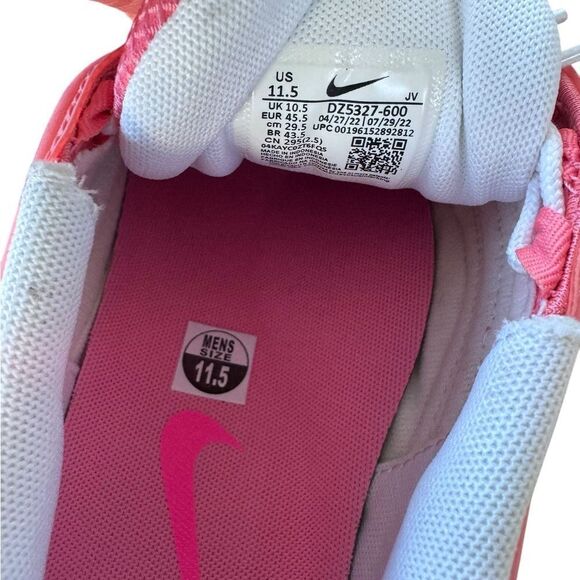 Nike Pink and Black Sneakers - Picture 6 of 6